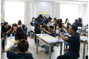 trung tâm dạy nghề cắt tóc chuyên nghiệp trung tâm dạy nghề cắt tóc chuyên nghiệp